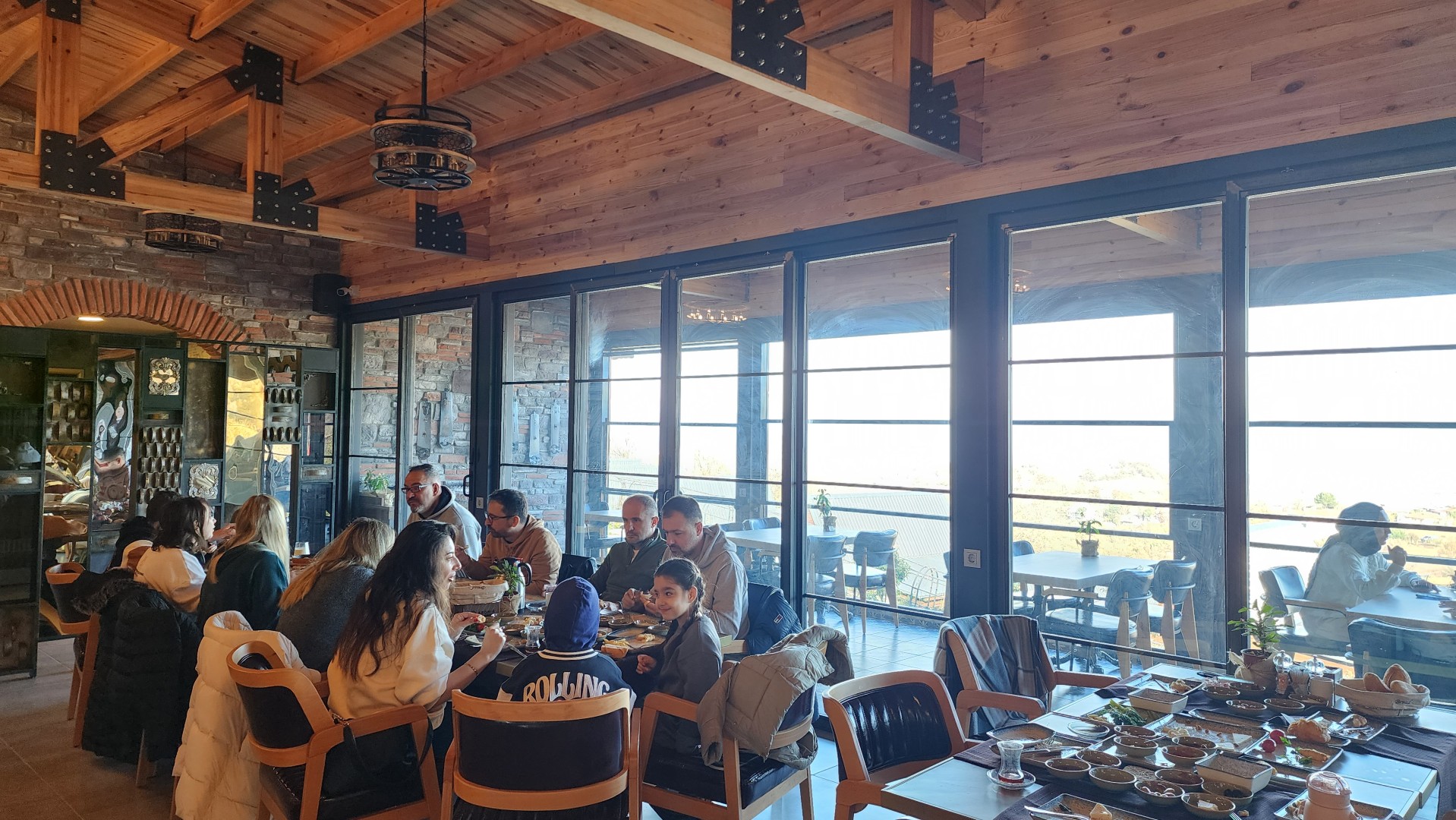Aronia Cafe Restaurant